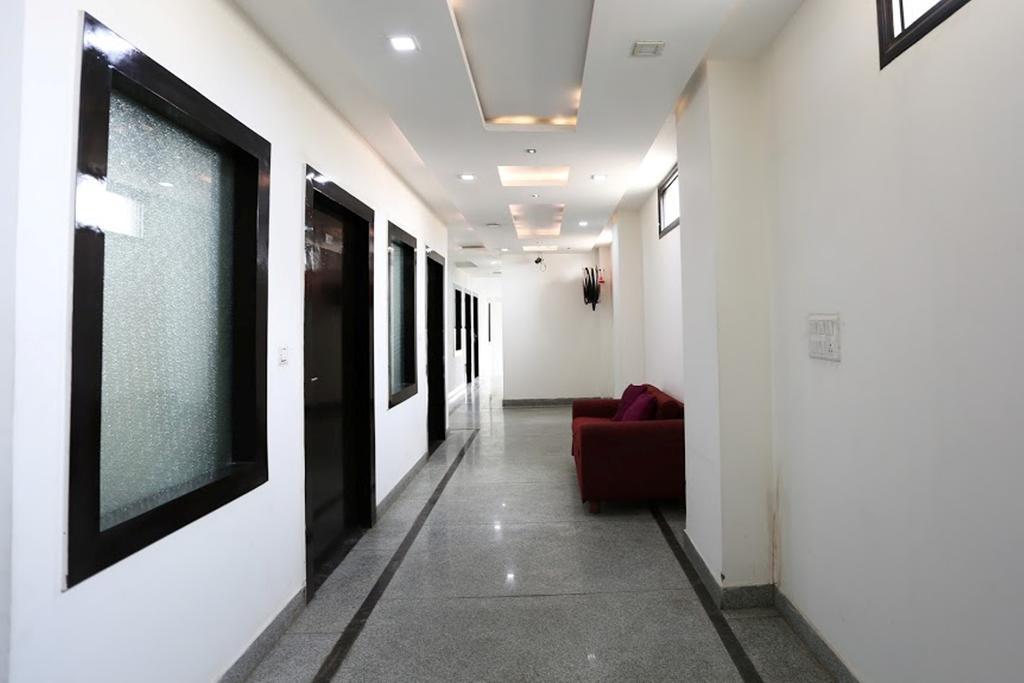 Hotel Laxman Resort Agra  Buitenkant foto