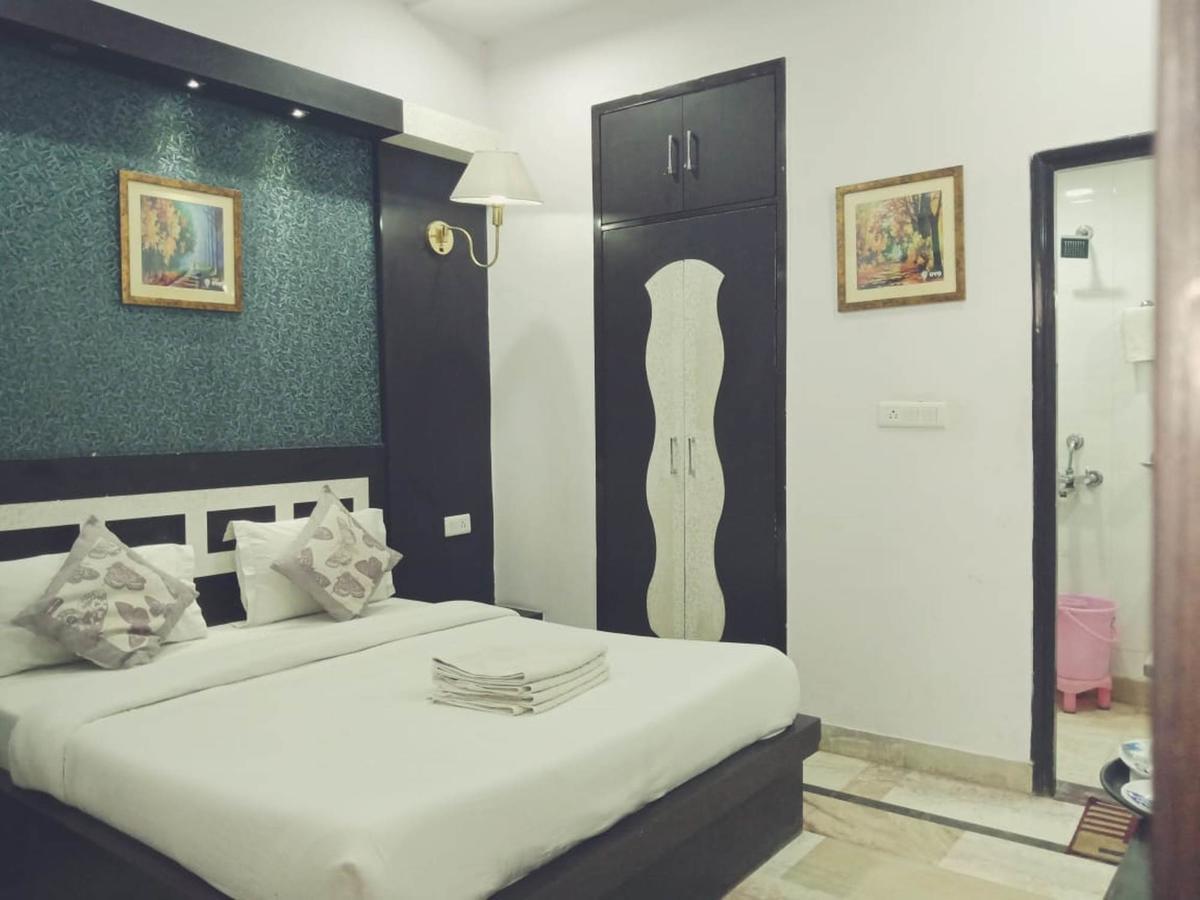 Hotel Laxman Resort Agra  Buitenkant foto